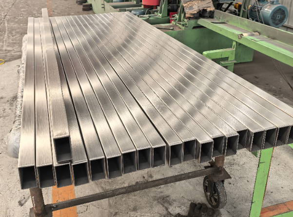 信阳建筑工程行业用不锈钢无缝钢管